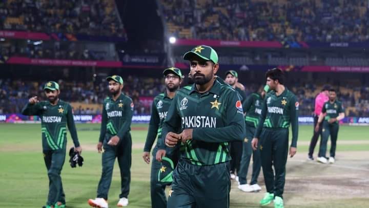 “Resilience and Hope: Pakistan Stands with Babar Azam and the Team in ODI World Cup 2023”